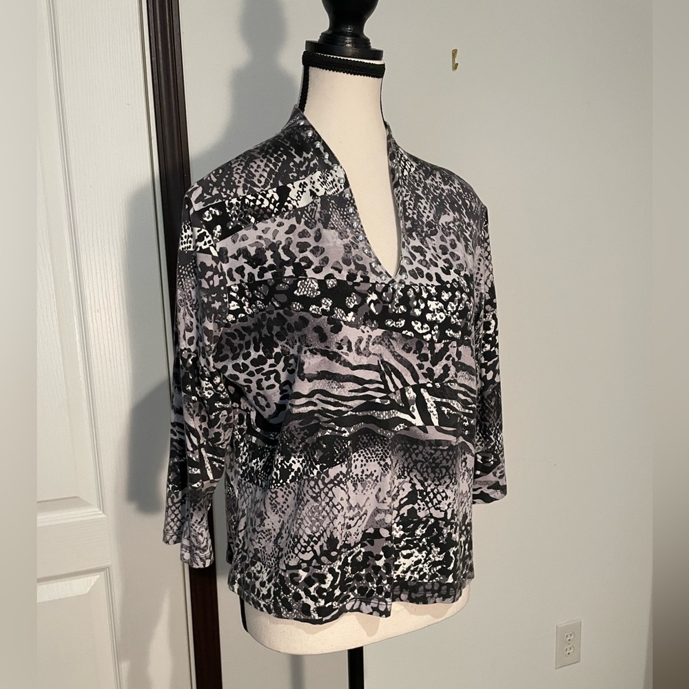 Ruby Rd. Monochrome Animal Print Blouse